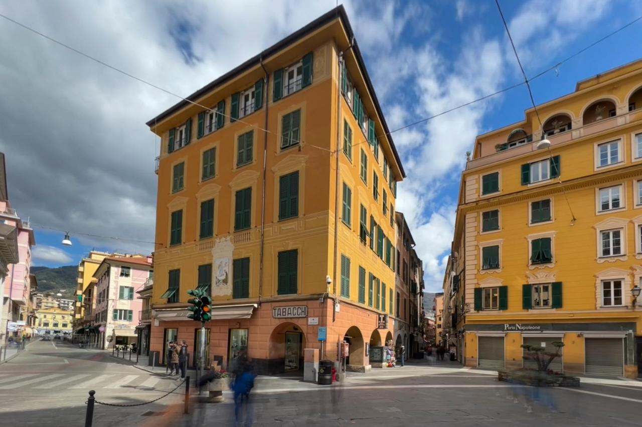 Mazzini 12, Elegant Central Apartment With Free Private Garage 800 M, Air Conditioning, Wi-Fi, Just 100 M From The Public Beach Rapallo Eksteriør billede