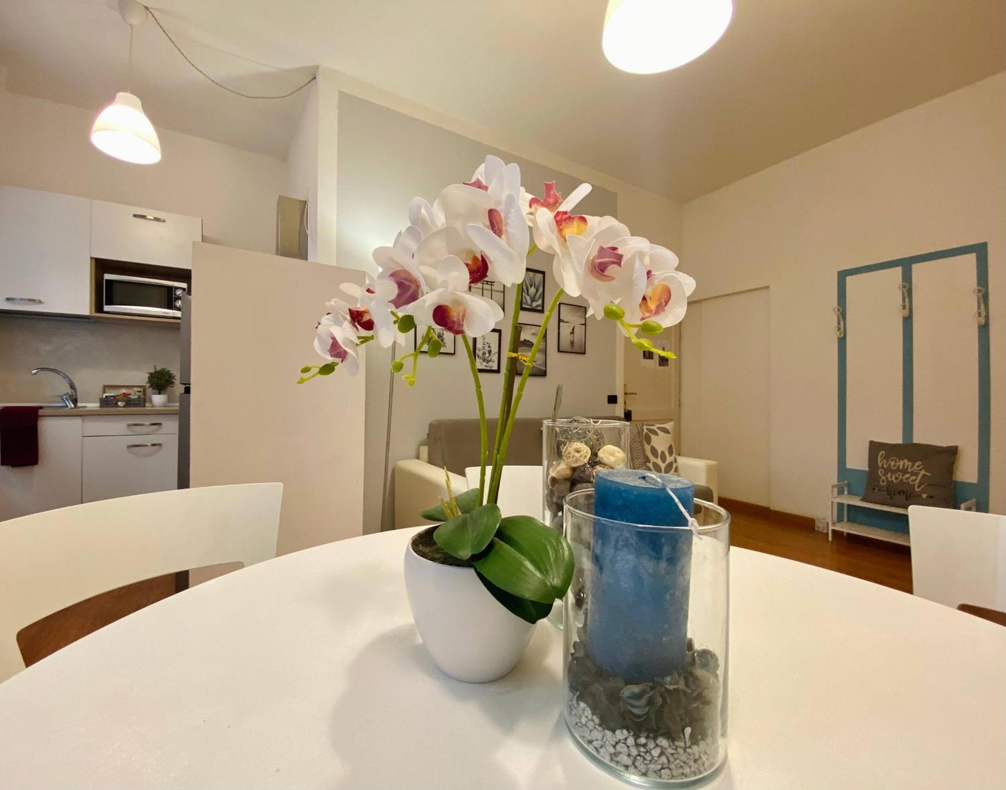 Mazzini 12, Elegant Central Apartment With Free Private Garage 800 M, Air Conditioning, Wi-Fi, Just 100 M From The Public Beach Rapallo Eksteriør billede